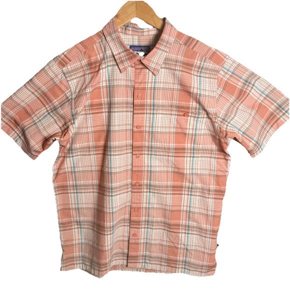 Patagonia Men’s Sz M Short Sleeve Button Front Orange Peach Plaid Shirt - Picture 4 of 6